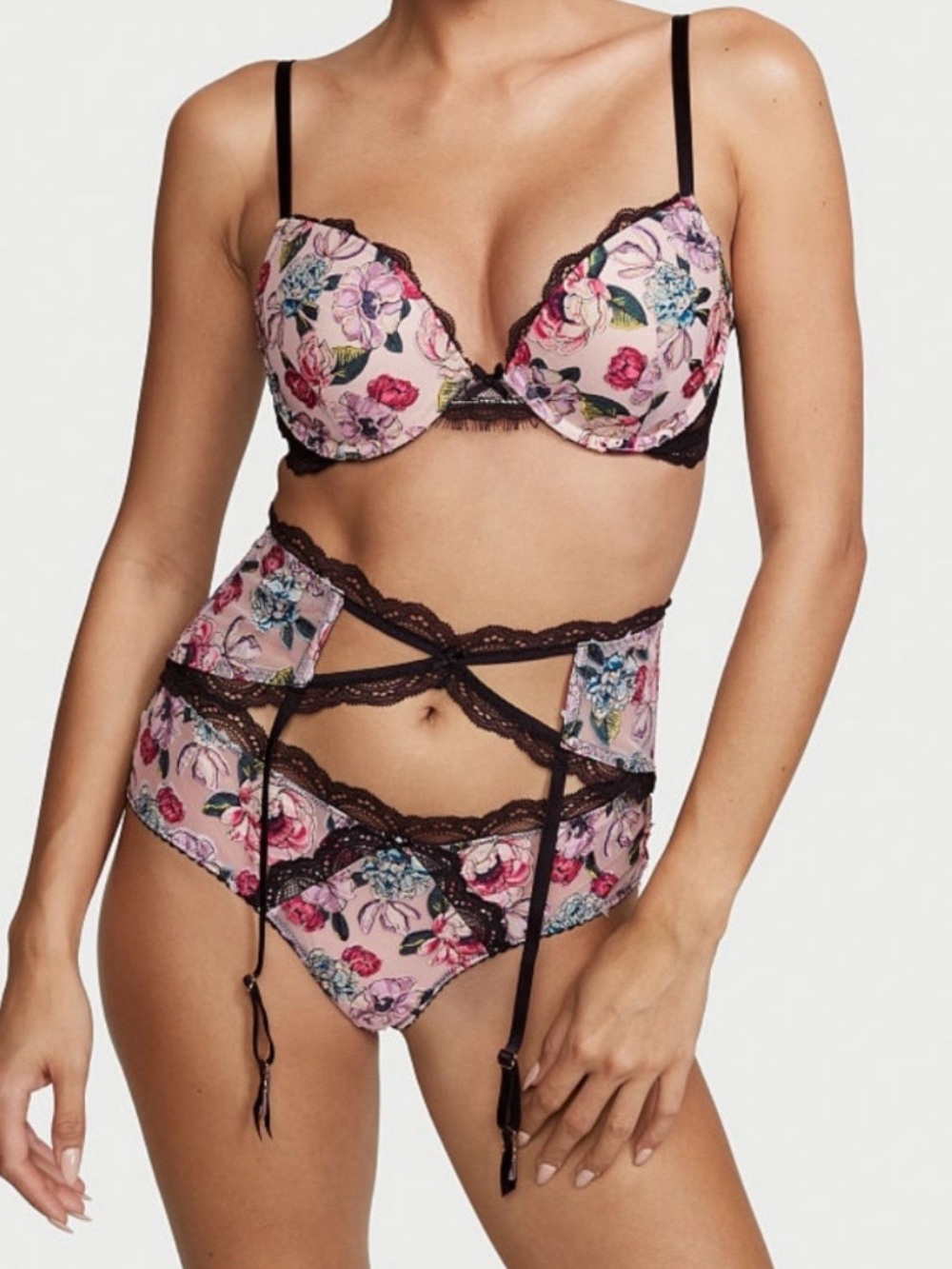 2/$40 - Victoria’s Secret Garter Belt